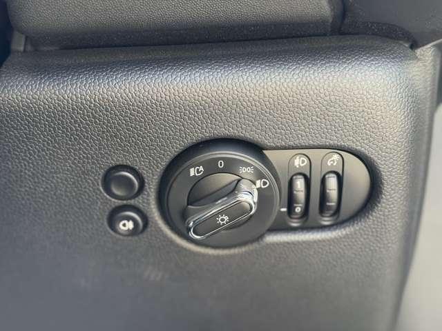 ＭＩＮＩ クーパー　認定中古車　保証整備付　　ＥＴＣ　バックカメラ　　衝突軽減ブレーキ　アイドリングストップ　　アクティブクルコン　　純正ホイール（23枚目）