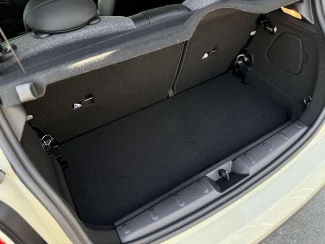 ＭＩＮＩ クーパー　認定中古車　保証整備付　　ＥＴＣ　バックカメラ　　衝突軽減ブレーキ　アイドリングストップ　　アクティブクルコン　　純正ホイール（37枚目）