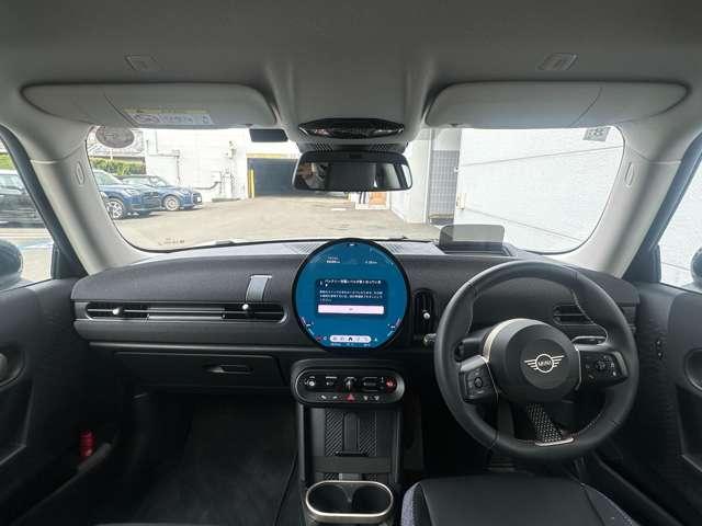 ＭＩＮＩ クーパーＣ　クラシック・トリム　クラシックトリム　正規認定中古車　保証整備付　　ナビ　ＥＴＣ　バックカメラ　衝突軽減ブレーキ　アイドリングストップ　障害物ソナー　レーンキープ　アクティブクルコン　ＬＥＤライト　純正ホイール（3枚目）