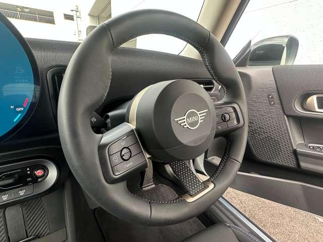 ＭＩＮＩ クーパーＣ　クラシック・トリム　クラシックトリム　正規認定中古車　保証整備付　　ナビ　ＥＴＣ　バックカメラ　衝突軽減ブレーキ　アイドリングストップ　障害物ソナー　レーンキープ　アクティブクルコン　ＬＥＤライト　純正ホイール（6枚目）