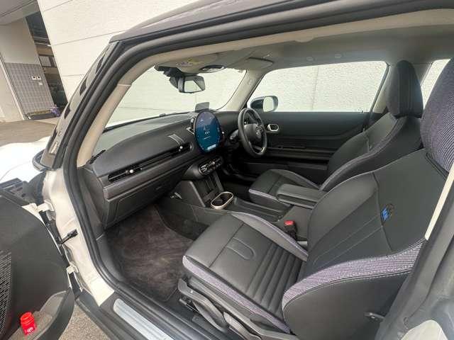 ＭＩＮＩ クーパーＣ　クラシック・トリム　クラシックトリム　正規認定中古車　保証整備付　　ナビ　ＥＴＣ　バックカメラ　衝突軽減ブレーキ　アイドリングストップ　障害物ソナー　レーンキープ　アクティブクルコン　ＬＥＤライト　純正ホイール（30枚目）