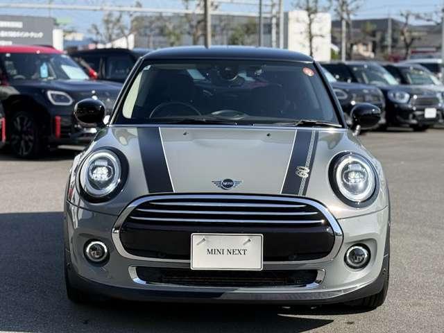 MINI クーパー 60イヤーズエディション 正規認定中古車 ナビ ETC ドラレコ バックカメラ 衝突軽減ブレーキ アイドリングストップ 障害物ソナー クルコン 純正ホイール(9枚目)