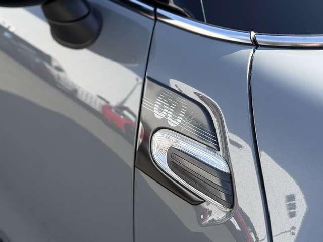 MINI クーパー 60イヤーズエディション 正規認定中古車 ナビ ETC ドラレコ バックカメラ 衝突軽減ブレーキ アイドリングストップ 障害物ソナー クルコン 純正ホイール(18枚目)