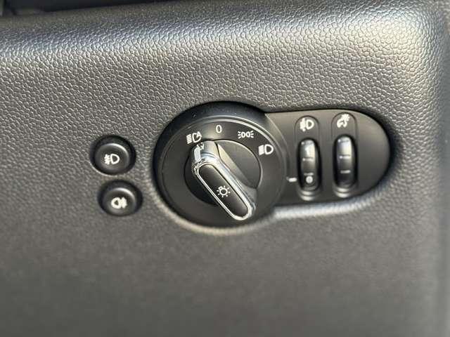 MINI クーパー 60イヤーズエディション 正規認定中古車 ナビ ETC ドラレコ バックカメラ 衝突軽減ブレーキ アイドリングストップ 障害物ソナー クルコン 純正ホイール(24枚目)