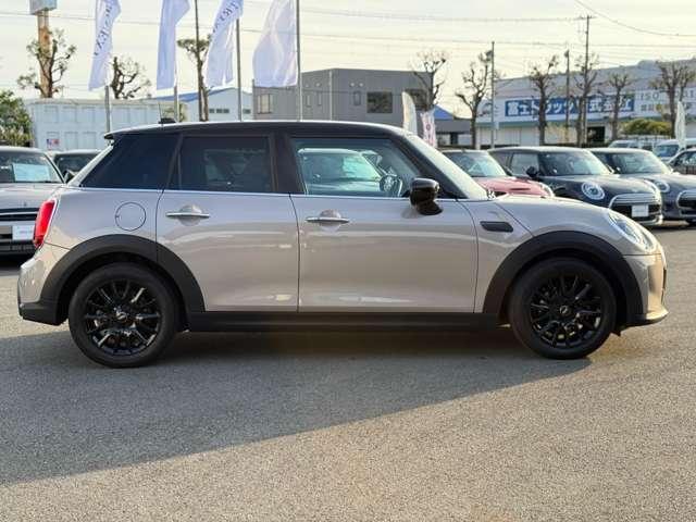 MINI クーパーD クラシック・トリム プレミアムプラスライン(11枚目)