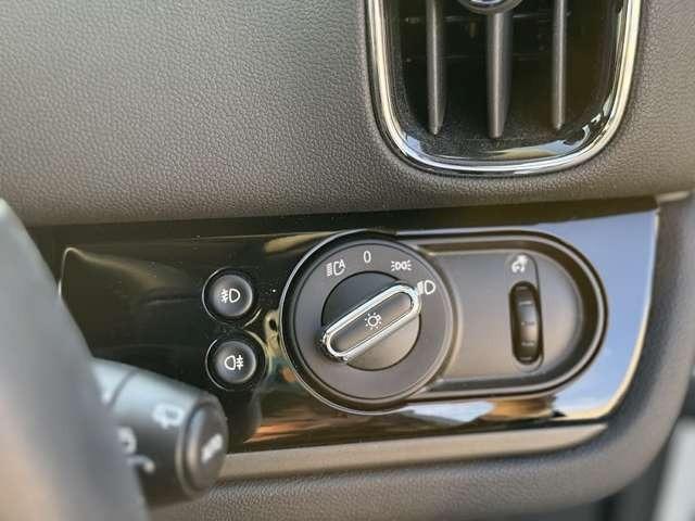 MINI クーパーD クロスオーバー 正規認定中古車 ナビ ETC2.0 ドラレコ バックカメラ 衝突軽減ブレーキ アイドリングストップ 障害物ソナー アクティブクルコン 純正ホイール(17枚目)