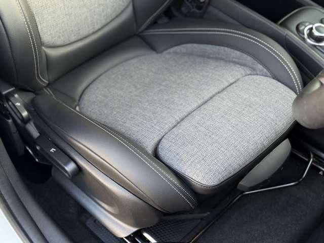 MINI クーパーD クロスオーバー 正規認定中古車 ナビ ETC2.0 ドラレコ バックカメラ 衝突軽減ブレーキ アイドリングストップ 障害物ソナー アクティブクルコン 純正ホイール(27枚目)