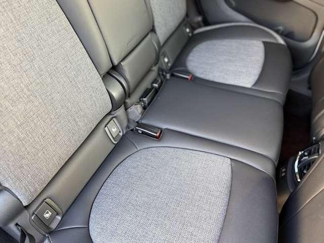 MINI クーパーD クロスオーバー 正規認定中古車 ナビ ETC2.0 ドラレコ バックカメラ 衝突軽減ブレーキ アイドリングストップ 障害物ソナー アクティブクルコン 純正ホイール(30枚目)