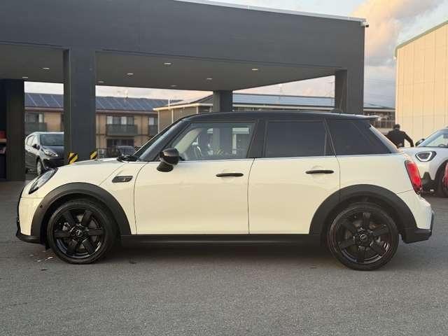 MINI クーパーS クラシック・トリム ミニクーパーS5ドア・認定中古車・パドルシフト・ETC・ドラレコ・クルーズコントロール(13枚目)