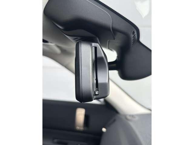 MINI カントリーマンD クラシック・トリム ミニ カントリーマン D 認定中古車 弊社試乗車 ナノクホワイト/ブラックルーフ(7枚目)