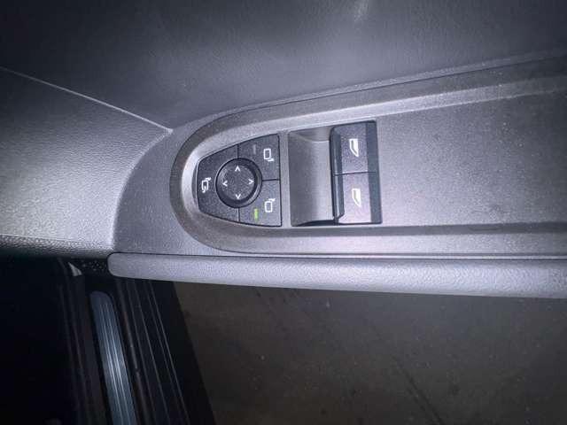 MINI クーパーS フェイバード・トリム Mパッケージ 認定中古車 保証整備付 弊社試乗車 ナビ ETC ドラレコ バックカメラ 電動シート ハーマンカードン 衝突軽減ブレーキ 障害物ソナー レーンキープ アクティブクルコン LEDライト(28枚目)