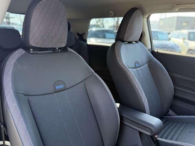 ＭＩＮＩ クーパーＳ　クラシック・トリム　ナビ　ＥＴＣ　バックカメラ　電動シート　衝突軽減ブレーキ　アイドリングストップ　障害物ソナー　レーンキープ（7枚目）