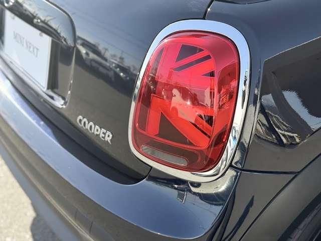 ＭＩＮＩ クーパー　クラシック・トリム　プレミアムプラスＰＫ・１６インチ純正ホイール・アップルカープレイ・ＥＴＣ・シートヒーター・クルコン（15枚目）