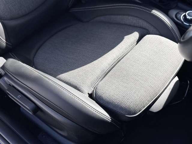 ＭＩＮＩ クーパー　クラシック・トリム　プレミアムプラスＰＫ・１６インチ純正ホイール・アップルカープレイ・ＥＴＣ・シートヒーター・クルコン（33枚目）