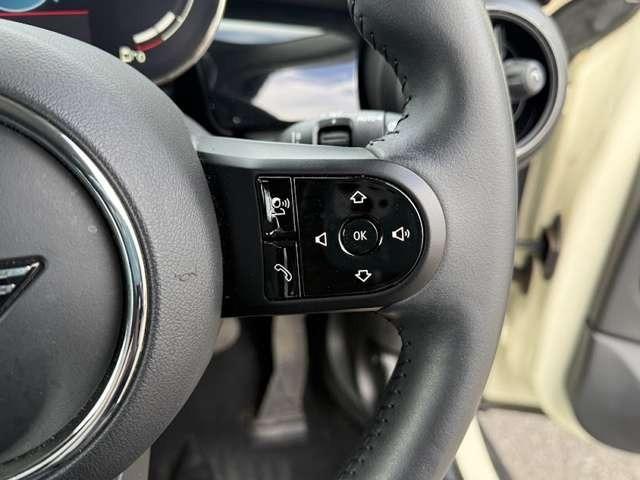 ＭＩＮＩ クーパーＤ　クラシック・トリム　ミニクーパーＤ５ドア・プレミアムプラスＰＫＧ・アップルカープレイ・クルコン・ＥＴＣ・シートヒーター・１６インチ純正ホイール（17枚目）