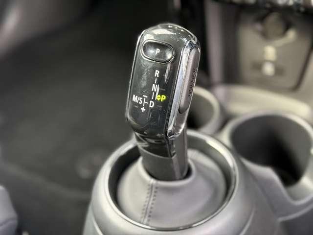 ＭＩＮＩ クーパーＤ　クラシック・トリム　ミニクーパーＤ５ドア・プレミアムプラスＰＫＧ・アップルカープレイ・クルコン・ＥＴＣ・シートヒーター・１６インチ純正ホイール（27枚目）