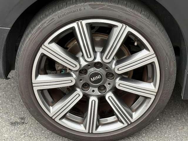 ＭＩＮＩ クーパーＳＤ　クラブマン　クラシック・トリム　ミニクーパーＳＤクラブマン・認定中古車・アップルカープレイ・クルーズコントロール・１８インチ純正ホイール・ピアノブラックエクステリア・ドラレコ・ＥＴＣ（2枚目）