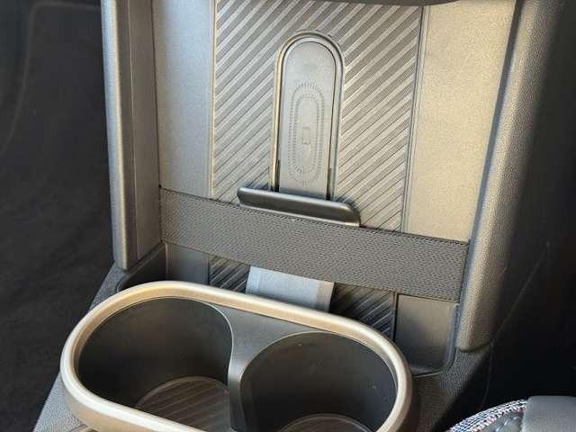 ＭＩＮＩ クーパーＣ　クラシック・トリム　クラシックトリム　正規認定中古車　保証整備付　ナビ　ＥＴＣ　バックカメラ　衝突軽減ブレーキ　アイドリングストップ　障害物ソナー　レーンキープ　アクティブクルコン　ＬＥＤライト　純正ホイール（24枚目）