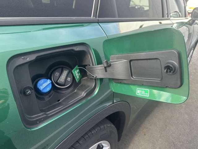 ＭＩＮＩ カントリーマンＤ　クラシック・トリム　ミニ　カントリーマン　Ｄ　認定中古車　弊社試乗車　　ブリティッシュ・レーシング・グリーン／ブラックルーフ（10枚目）