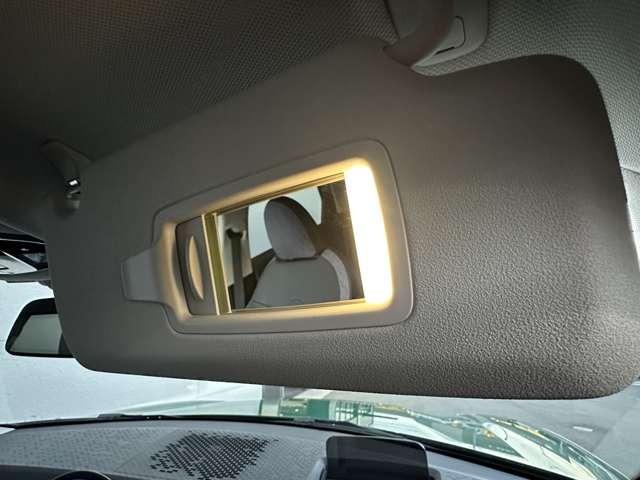 ＭＩＮＩ カントリーマンＤ　クラシック・トリム　ミニ　カントリーマン　Ｄ　認定中古車　弊社試乗車　　ブリティッシュ・レーシング・グリーン／ブラックルーフ（43枚目）