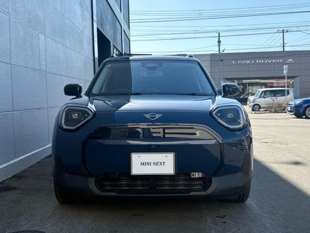 ＭＩＮＩ エースマンＳＥ　クラシック・トリム　正規認定中古車　保証整備付　急速充電　ナビ　ＥＴＣ　ドラレコ　バックカメラ　電衝突軽減ブレーキ　アイドリングストップ　障害物ソナー　レーンキープ　アクティブクルコン　ＬＥＤライト　純正ホイール（2枚目）