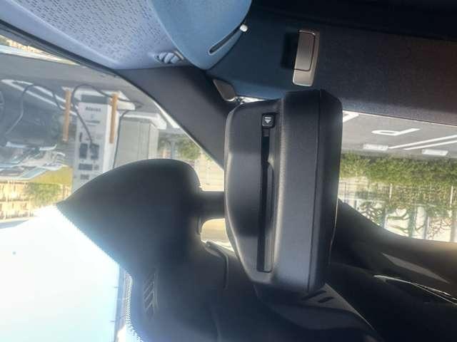 ＭＩＮＩ カントリーマンＳオール４　フェイバード・トリム　正規認定中古車　保証整備付　弊社試乗車　ナビ　ＥＴＣ　ドラレコ　バックカメラ　衝突軽減ブレーキ　アイドリングストップ　障害物ソナー　レーンキープ　アクティブクルコン　ＬＥＤライト　純正ホイール（19枚目）