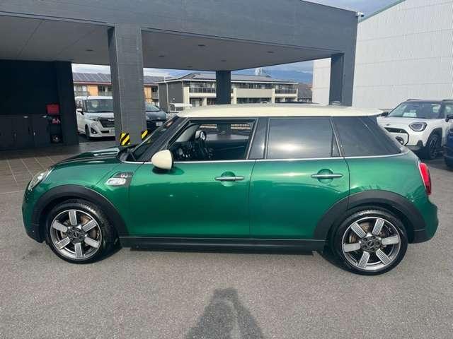 ���łȃ{�f�B�́A������̎��ɂ��q�l������肵�܂��I