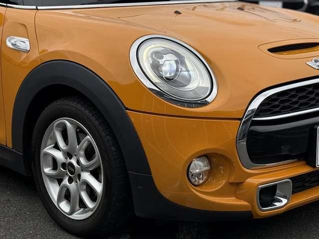 �k�d�c�w�b�h���C�g