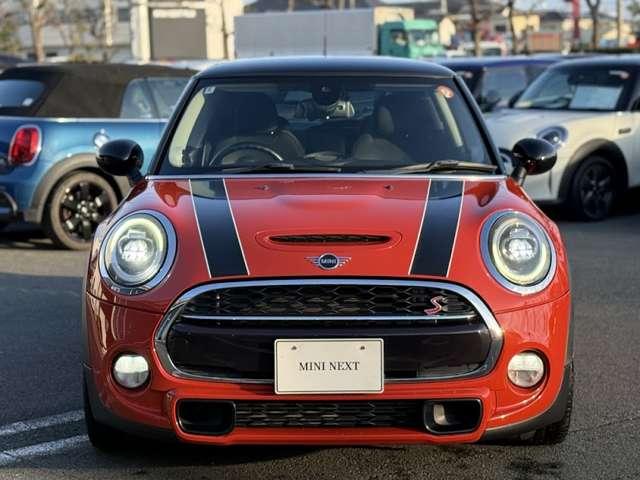 ＭＩＮＩ クーパーＳ　ナビ・ＥＴＣ・ＡＣＣ・シートヒーター・パドルシフト・ハーマンカードンスピーカー・レザーシート（5枚目）