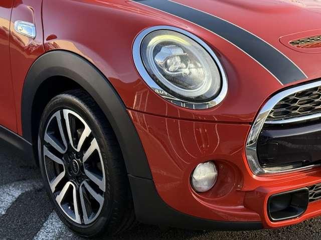 ＭＩＮＩ クーパーＳ　ナビ・ＥＴＣ・ＡＣＣ・シートヒーター・パドルシフト・ハーマンカードンスピーカー・レザーシート（6枚目）