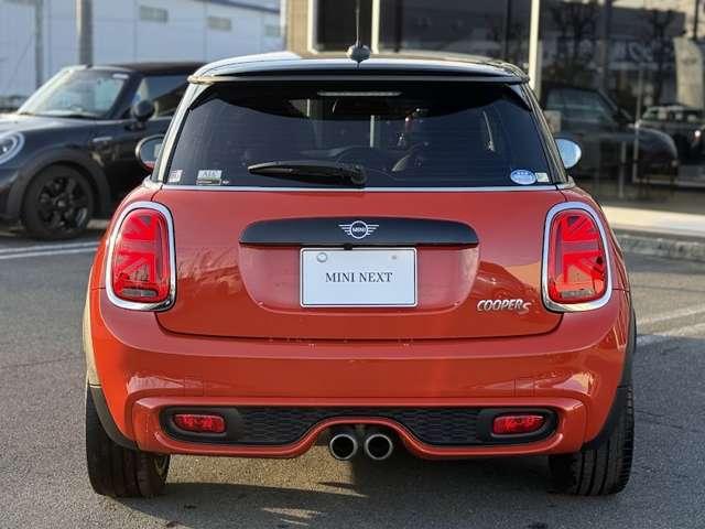 ＭＩＮＩ クーパーＳ　ナビ・ＥＴＣ・ＡＣＣ・シートヒーター・パドルシフト・ハーマンカードンスピーカー・レザーシート（12枚目）
