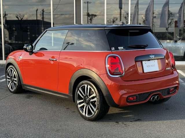 ＭＩＮＩ クーパーＳ　ナビ・ＥＴＣ・ＡＣＣ・シートヒーター・パドルシフト・ハーマンカードンスピーカー・レザーシート（13枚目）