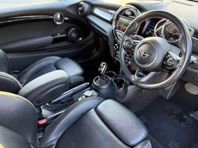 ＭＩＮＩ クーパーＳ　ナビ・ＥＴＣ・ＡＣＣ・シートヒーター・パドルシフト・ハーマンカードンスピーカー・レザーシート（19枚目）