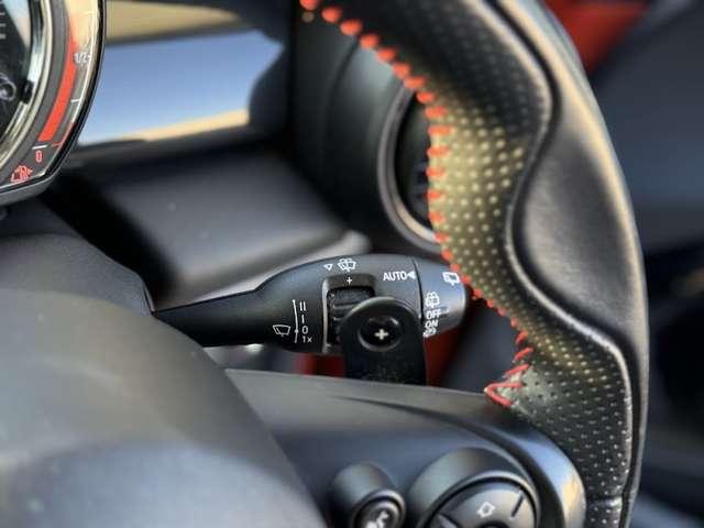 ＭＩＮＩ クーパーＳ　ナビ・ＥＴＣ・ＡＣＣ・シートヒーター・パドルシフト・ハーマンカードンスピーカー・レザーシート（24枚目）