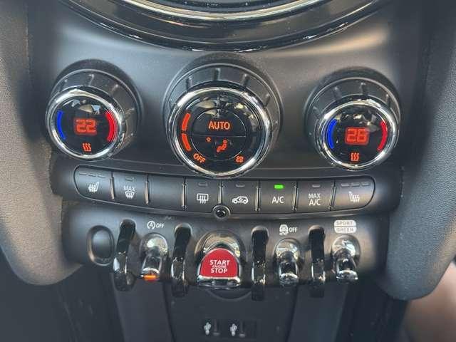 ＭＩＮＩ クーパーＳ　ナビ・ＥＴＣ・ＡＣＣ・シートヒーター・パドルシフト・ハーマンカードンスピーカー・レザーシート（30枚目）