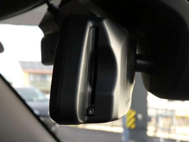 ＭＩＮＩ クーパーＳ　ミニ・ユアーズ・トリム　認定中古車・ナビ・アクティブクルーズコントロール・シートヒーター・純正ホイール・レザーシート・スマホ充電（28枚目）