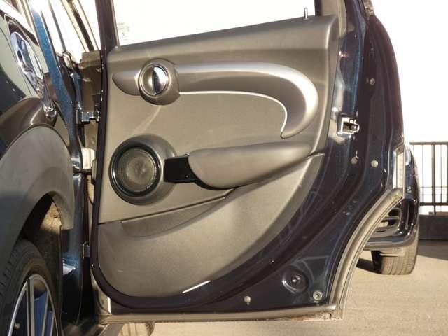 ＭＩＮＩ クーパーＳ　ミニ・ユアーズ・トリム　認定中古車・ナビ・アクティブクルーズコントロール・シートヒーター・純正ホイール・レザーシート・スマホ充電（49枚目）