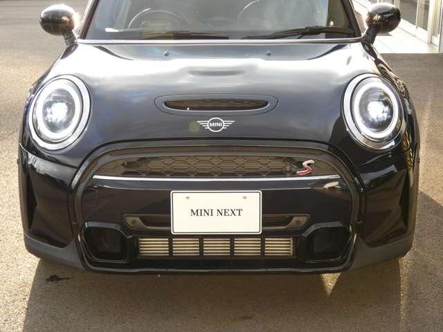 ＭＩＮＩ クーパーＳ　ミニ・ユアーズ・トリム　認定中古車・ナビ・アクティブクルーズコントロール・シートヒーター・純正ホイール・レザーシート・スマホ充電（51枚目）