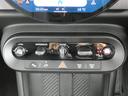 エンジンスタート/ストップのトグルスイッチやエアコンのボタンなどは、センターパネルに集約されています!