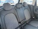 後席広々空間スペースです。シートアレンジメントはもちろん【　チャイルド・シート　】も簡単取付可能です。ＩＳＯＦＩＸ対応です。