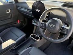 ����ѥͼ���ϡ��ͣɣΣɤ��Τʤ���Υǥ������Ƨ�����Ĥġ��߷��Υ��󥿡��ǥ����ץ쥤�ʤɤ��������졢����Ū�ʻž夬��ˡ� 3