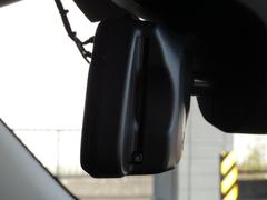 �ţԣã��������η��μ�ư������ǽ�դ��Хå��ߥ顼����³�֤Υإåɥ饤�Ȥ���������ư�Ƿڸ����Ƥ���ޤ��� 7