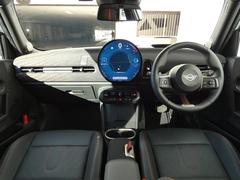 ����ѥͼ���ϡ��ͣɣΣɤ��Τʤ���Υǥ������Ƨ�����Ĥġ��߷���ͭ���ţ̥��󥿡��ǥ����ץ쥤�ʤɤ���������Ƥ��ޤ��� 3