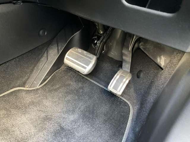 ２００８ ＧＴ　ブルーＨＤｉ　アップルカープレイ　アンドロイドオート　シートヒーター　ＬＥＤヘッドライト　運転席電動シート（7枚目）