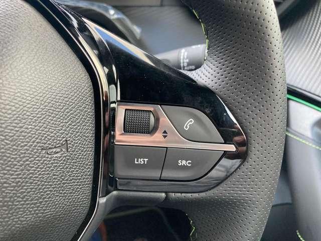 ＧＴハイブリッド　新車保証継承　２０２８年８月　ＥＴＣ　ＡＣＣ　ＬＥＤヘッドライト　アップルカープレイ＆アンドロイドオート　１７インチ純正ＡＷ（画像12）