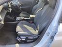 助手席は使用感も少なく綺麗です！