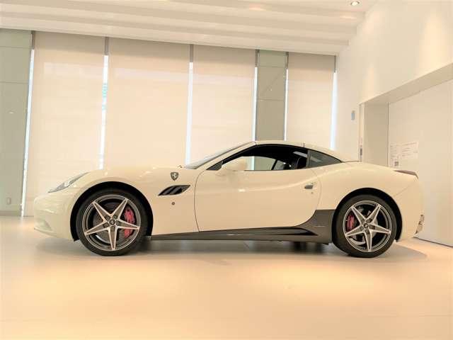 カリフォルニア ホワイト系(白)の中古車を探すなら【グーネット】 カリフォルニア ホワイト系(白)の中古車を探すなら【グーネット】