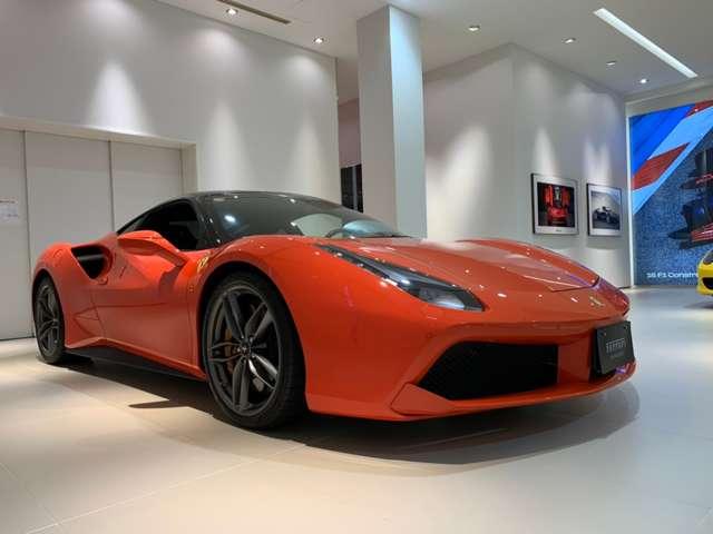 ４８８ＧＴＢ 　Ｆ１　ＤＣＴ　ＲｏｓｓｏＤｉｎｏ　ＬＥＤ付カーボン　Ｆプロテクション　２０インチ鍛造ダークペイントＡＷ　ゴールドブレーキキャリパー　スクーデリアフェラーリフェンダーエンブレム（12枚目）
