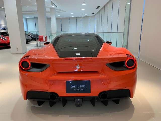 ４８８ＧＴＢ 　Ｆ１　ＤＣＴ　ＲｏｓｓｏＤｉｎｏ　ＬＥＤ付カーボン　Ｆプロテクション　２０インチ鍛造ダークペイントＡＷ　ゴールドブレーキキャリパー　スクーデリアフェラーリフェンダーエンブレム（15枚目）