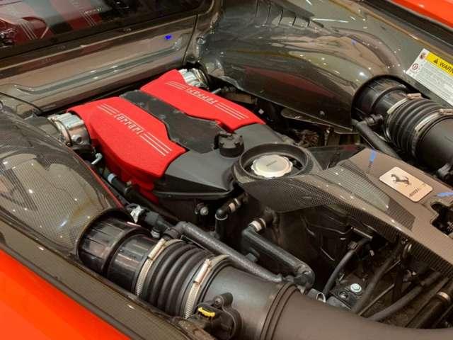 ４８８ＧＴＢ 　Ｆ１　ＤＣＴ　ＲｏｓｓｏＤｉｎｏ　ＬＥＤ付カーボン　Ｆプロテクション　２０インチ鍛造ダークペイントＡＷ　ゴールドブレーキキャリパー　スクーデリアフェラーリフェンダーエンブレム（27枚目）